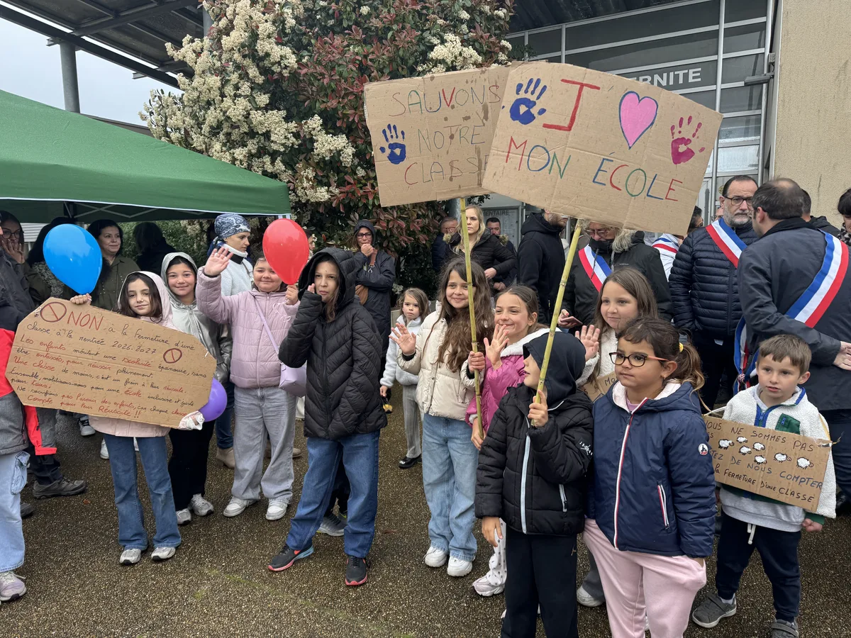 "Les chiffres ne reflètent pas la réalité" : à Agde, une mobilisation contre les fermetures de classes