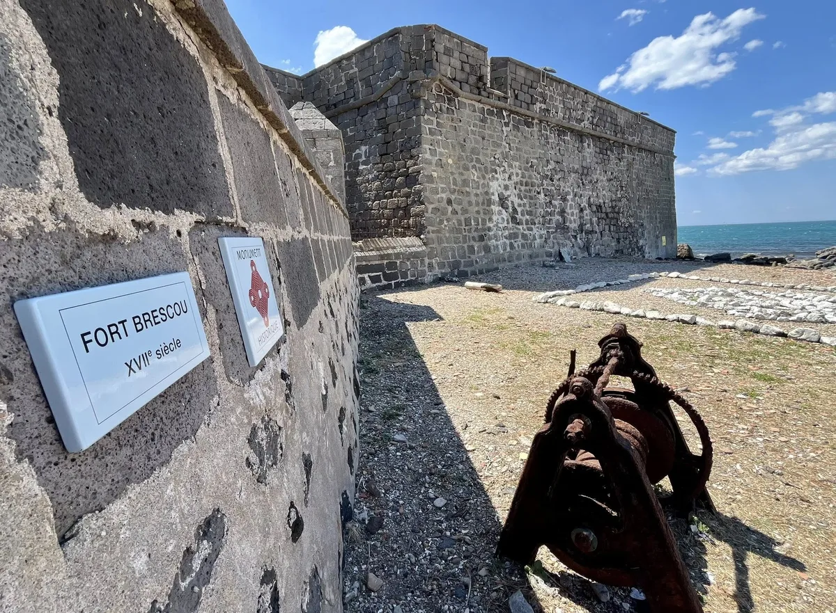 Le Cap d’Agde : les amis du fort de Brescou lancent un appel aux bonnes volontés